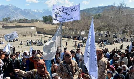 阿富汗女人为什么不逃(美军撤退,为什么那么多阿富汗人要跟着逃)