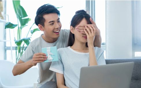 跟前任分手了怎么追回来(分手后要怎么追回前男友)