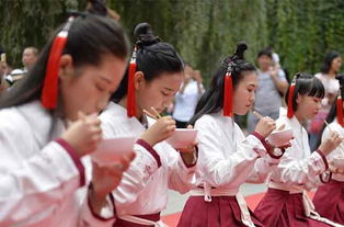 高中女生成人礼妈妈送什么(女儿成人礼物妈妈送什么最好)