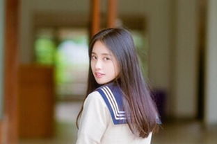 高冷男吸引哪种女人(高冷的男生一般喜欢什么样的女生)