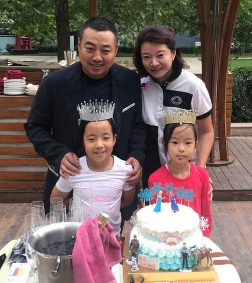 刘国梁妻子简介 刘国梁近况最新消息