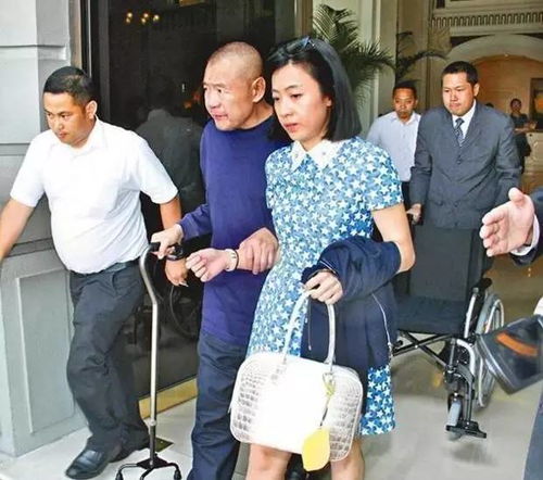 刘銮雄现任妻子是谁 刘銮雄多少个老婆