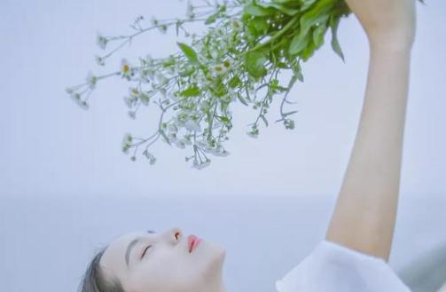 太在意老公跟异性相处 如何正确看待老公和异性接触