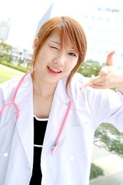 大学里漂亮女生都被谁追走了 漂亮女生在学校就很多人追