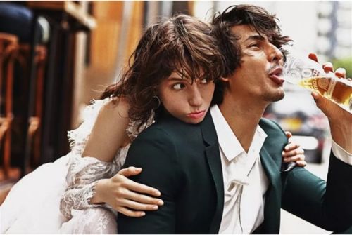 前任订婚了还能挽回吗 男人订婚了还会回头吗