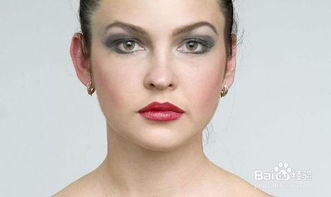 化浓妆的女生不正经吗 女生开始化浓妆的信号是什么