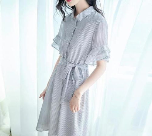 四十岁女人的气质连衣裙 40岁女人建议穿的颜色