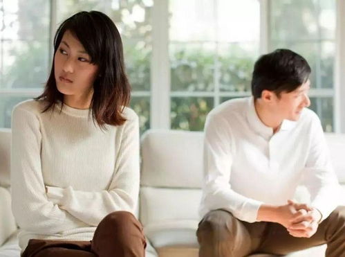 因为男闺蜜离婚后想复婚 陪前男友过节老公离婚