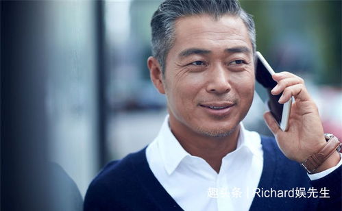 夸40岁男人风采依旧 如何夸赞40岁的男人