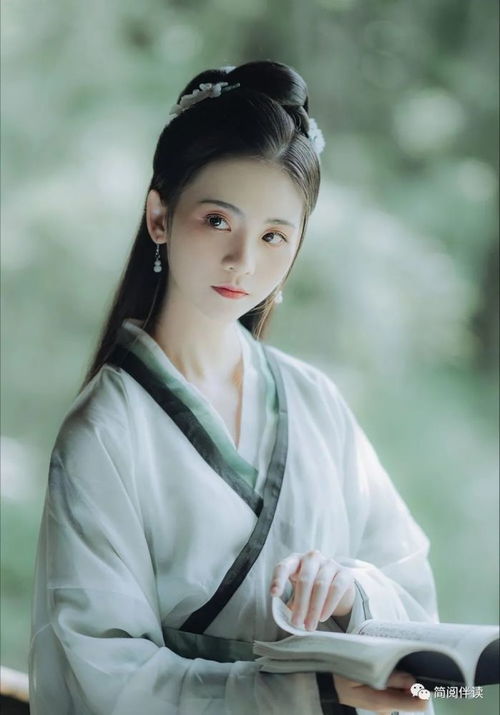 夸一个女人的词语 夸一个女人长得美