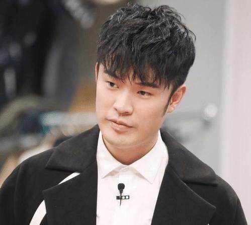 夸一个男人顾家有责任心的词语 形容好男人疼媳妇的词