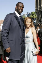 奥尼尔现任妻子 奥尼尔和老婆合照