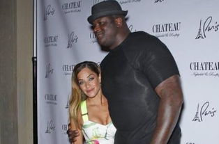 奥尼尔的老婆照片 奥尼尔几任妻子