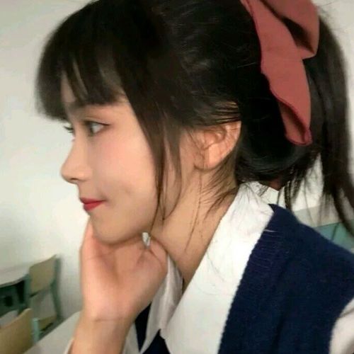 夸女人的话简短精辟 怎样夸中年女人的美