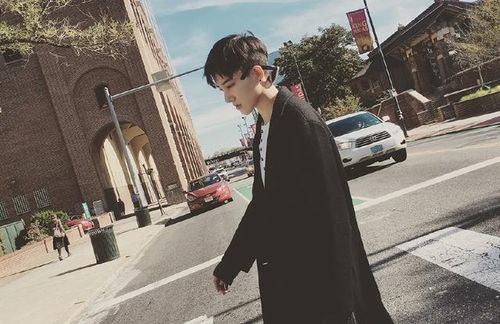 女人不理你也不回复你信息怎么办 一个女人不理你发信息也不回