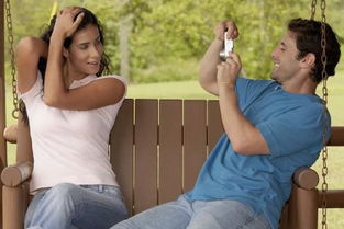 女人发三个抱抱暗示什么 女人回3个拥抱的意思