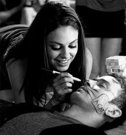 女人变有钱后的表现 女人旺一个男人的表现