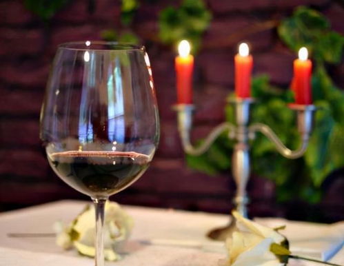 女人喝红酒心情经典一句 女人喝红酒的经典语录