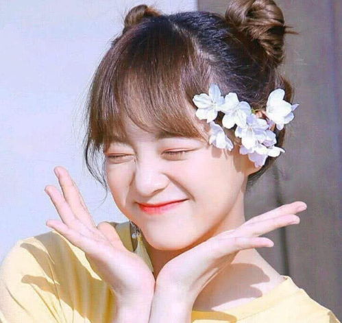 女人发2个笑脸给男人怎么会 女朋友发两个笑脸是暗示什么