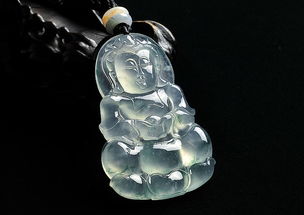 女人可以戴观音翡翠吊坠吗 女的戴观音有什么禁忌