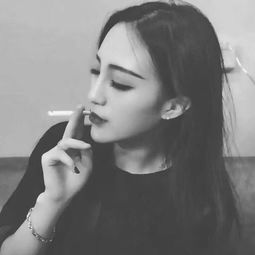 女人抽烟的幽默句子 女人抽烟霸气句子说说