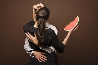 女人最直接的肢体暗示 女性最喜欢被触摸的4个