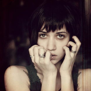 女人渴望眼神暗示 女人最明显的10个眼神暗示