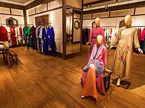 女人梦见逛服装店没有买 梦见买新衣服挑不到好看