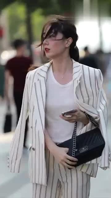 女人的笑容太有魅力 为什么会被女生的笑容吸引