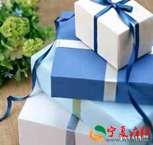 女人送男人什么礼物最有意义 女人应该送男人什么礼物