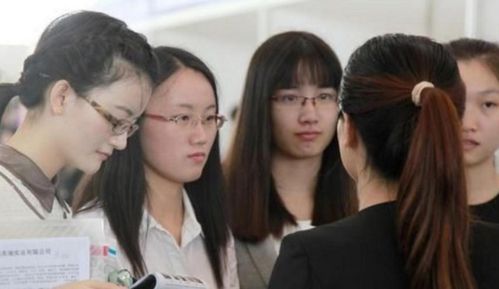 女人越老越吃香的职业 适合女人学的赚钱手艺